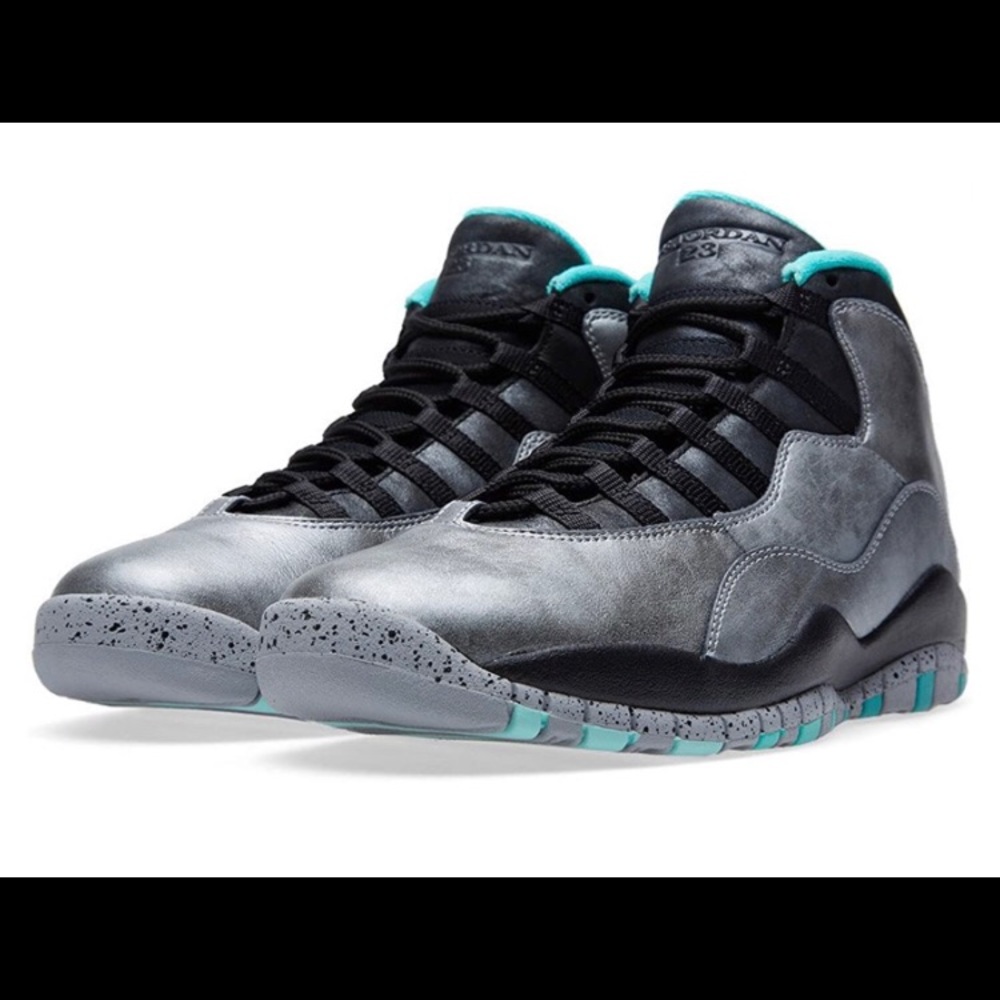 Jordan Lady Liberty 10’s